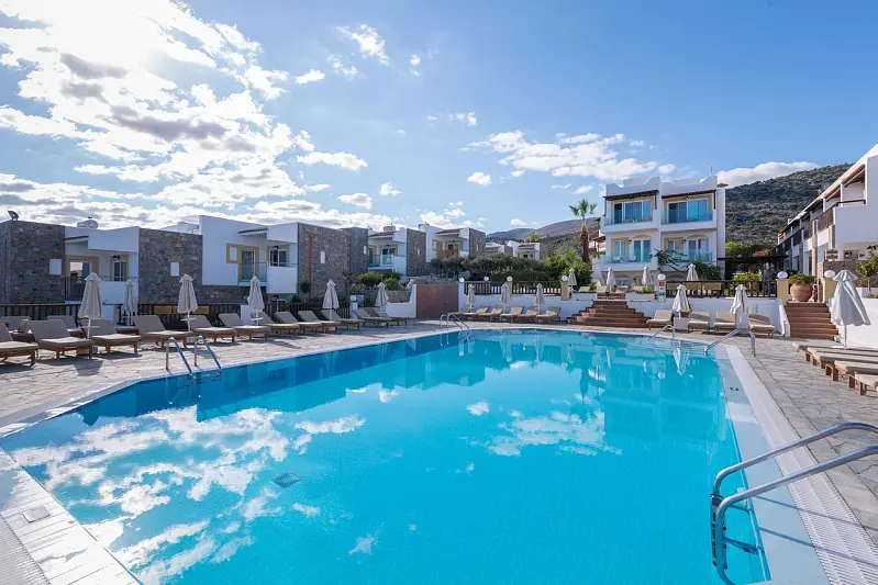 ALEXANDER BEACH HOTEL & VILLAGE RESORT