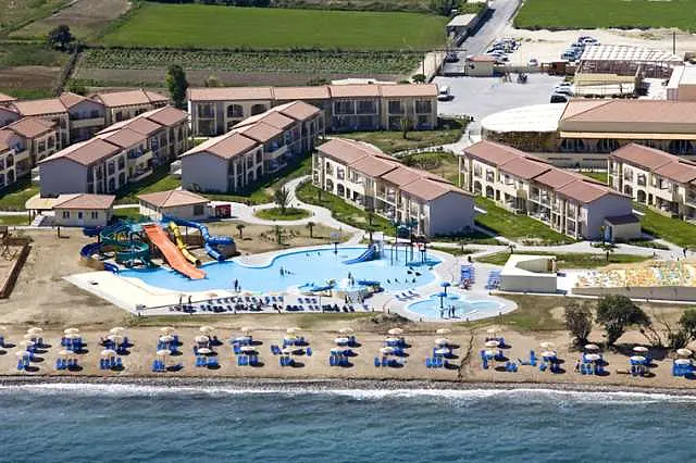 AQUIS MARINE RESORT & WATERPARK