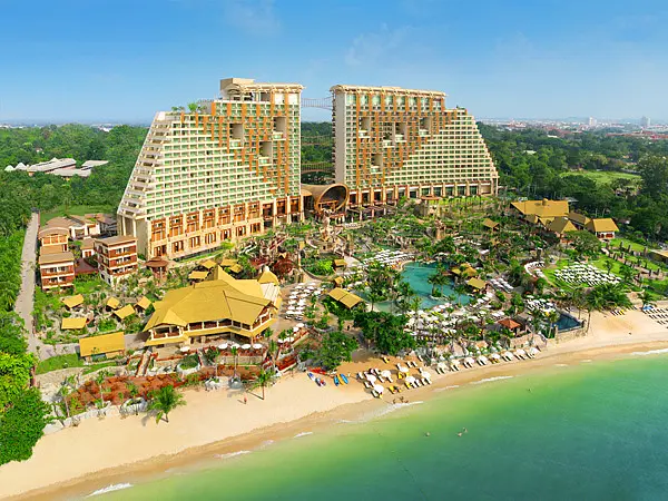 CENTARA GRAND MIRAGE BEACH RESORT