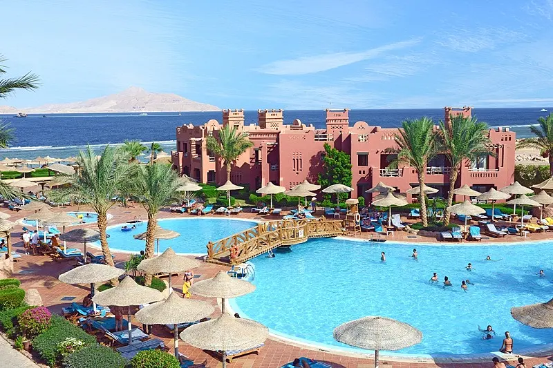 CHARMILLION SEA LIFE RESORT (ex SEA LIFE)