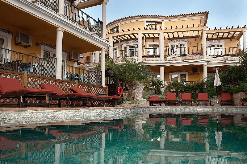 Charming Residence Dom Manuel I