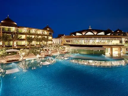 GBKK281212_4: SPRINGFIELD SEA RESORT
