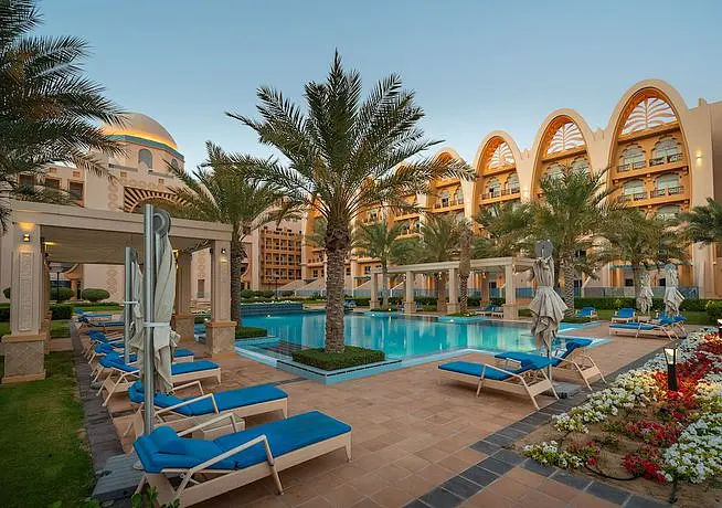 GLOBALSTAY. Sarai Apartments on the Beach