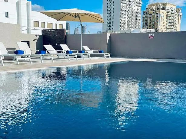 Grand Kingsgate Waterfront By Millennium Hotels