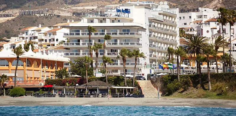 Hotel Las Arenas Affiliated by Meliá