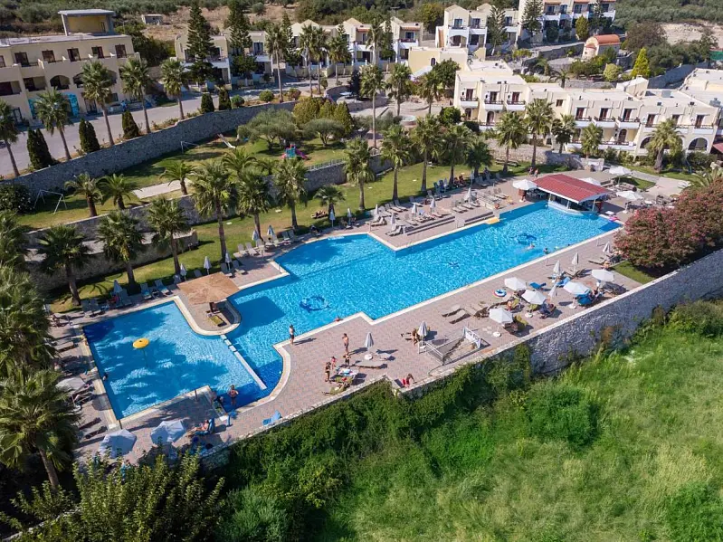 LANGLEY RESORT ALMYRIDA BAY