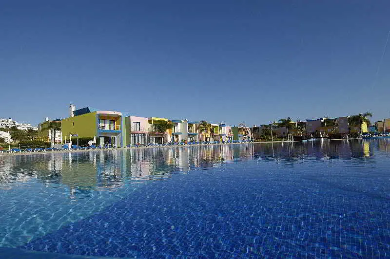 Orada Apartamentos by Garvetur