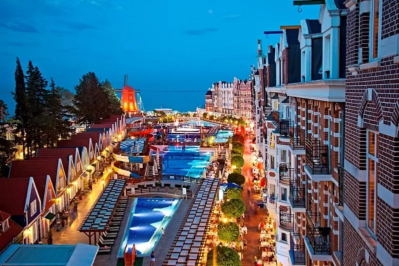 ORANGE COUNTY RESORT HOTEL