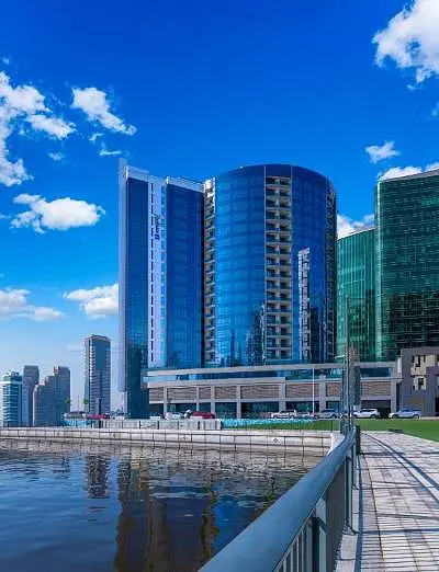 RADISSON BLU HOTEL DUBAI WATERFRONT