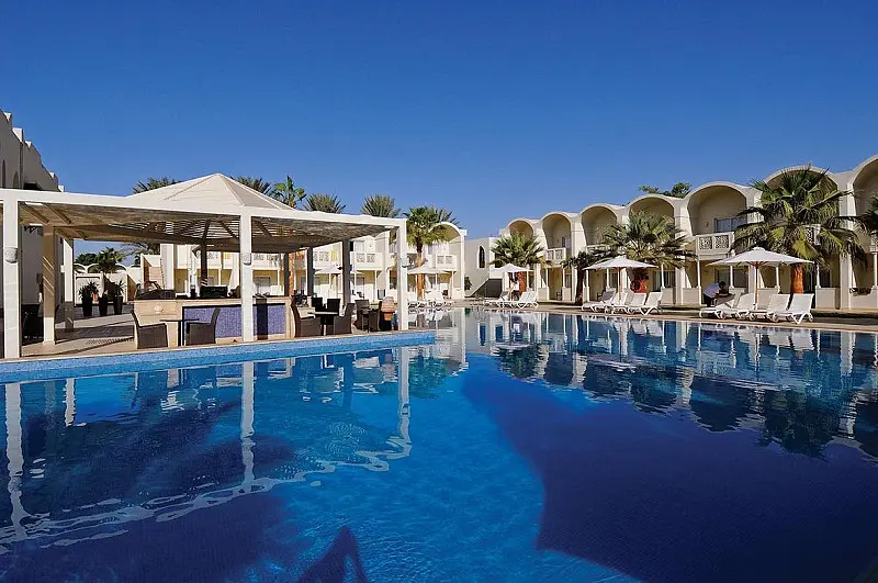 REEF OASIS BEACH RESORT