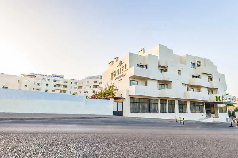 Santa Eul�lia Suite Hotel & SPA