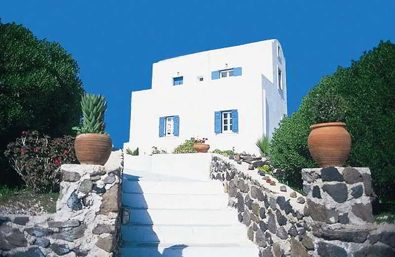 Amaze Suites