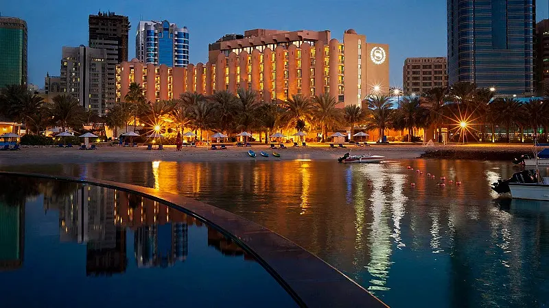 SHERATON ABU DHABI HOTEL & RESORT