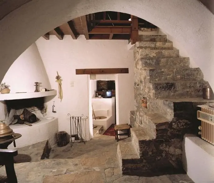 The Traditional Homes of Crete - Almond Tree Villas